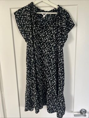 LC Lauren Conrad Black Floral Flowy Sundress